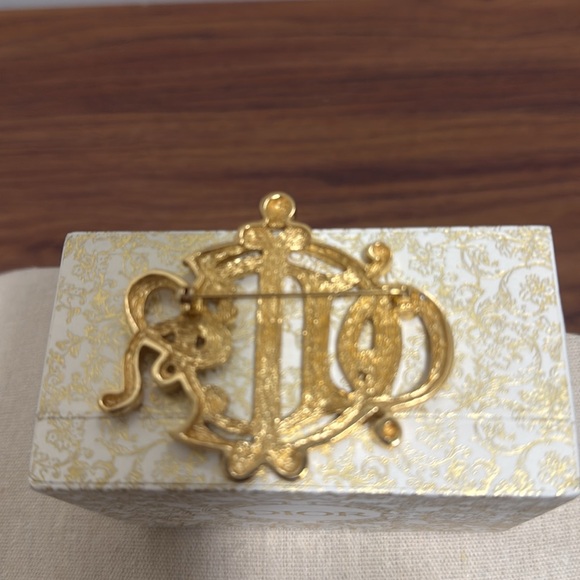 Vintage Authentic Christian Dior Monogram Gold Tone Signed Brooch Pin With Box. - Picture 4 of 7
